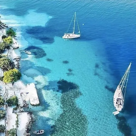 Seaesta Pool And Lejlighed Slatine